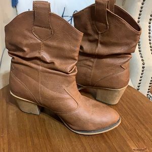 Brown boots